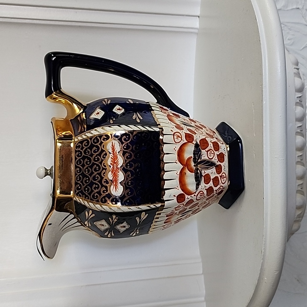 Imari Vintage Pitcher with Pewter lid, excellent condition collectible
